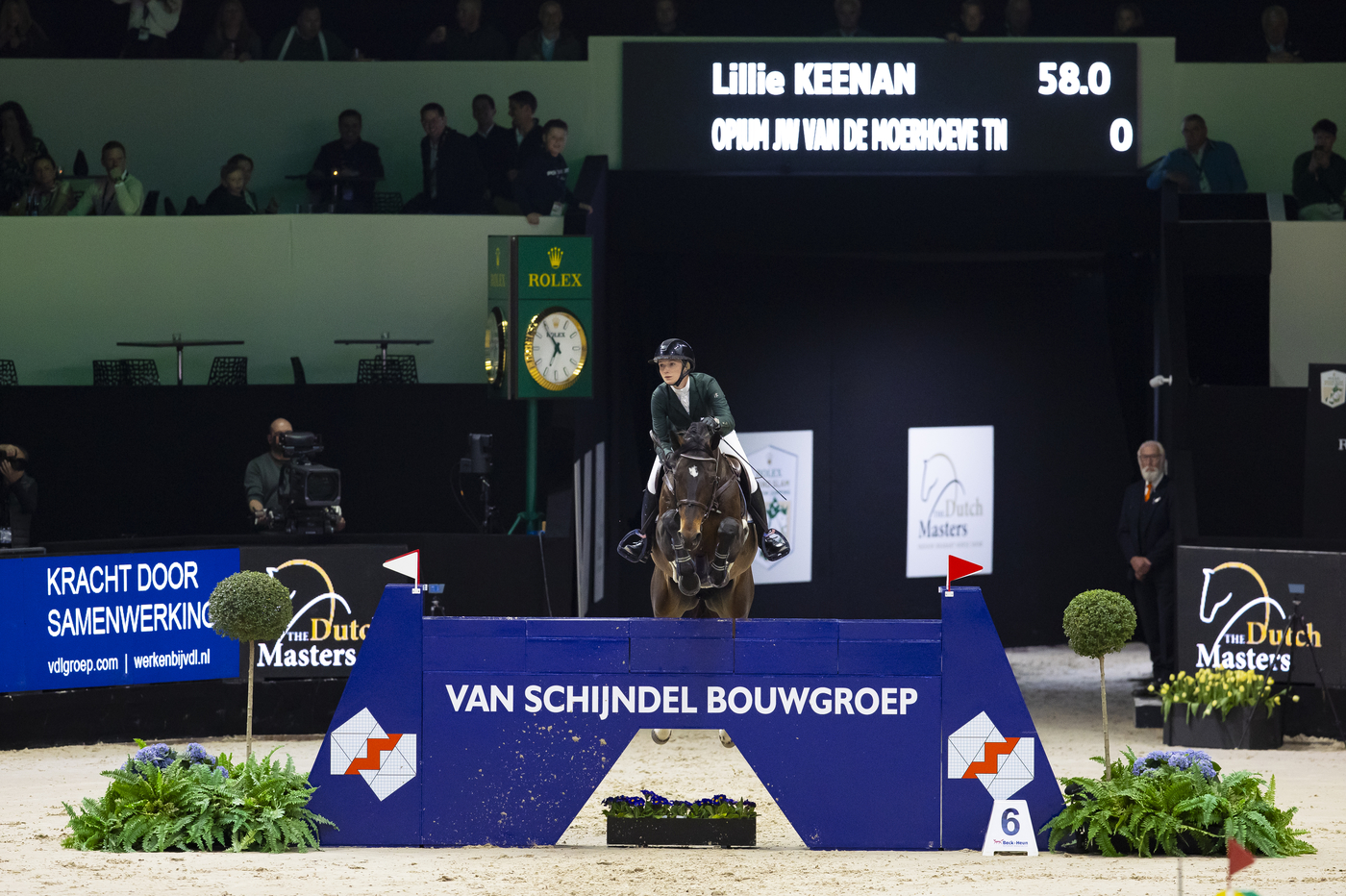 Lillie Keenan wint spectaculaire Van Schijndel Bouwgroep Indoor Derby