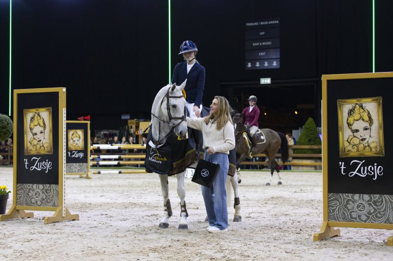 Sterk deelnemersveld en spannende barrages in de nationale springrubrieken