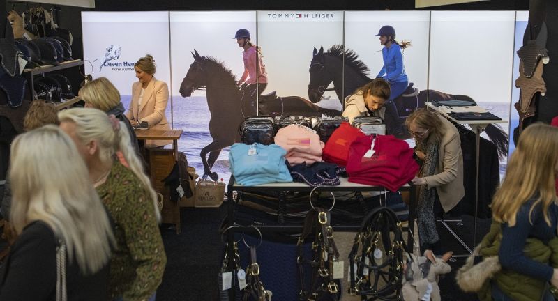 Tommy Hilfiger kleedt crew The Dutch Masters